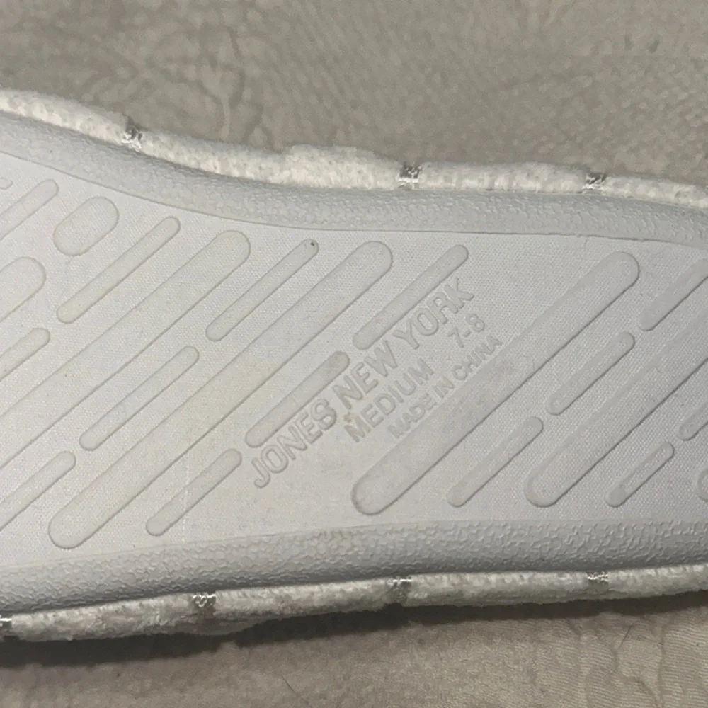 Jones New York White Slippers Soft and Cozy